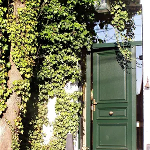 Le Bonimenteur , Charleroi Belgium